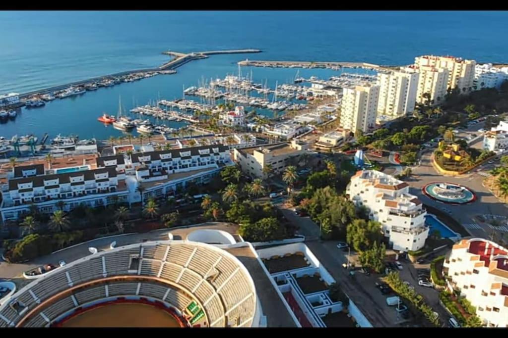 Urb. Marina Bay Apartment, Estepona view 5