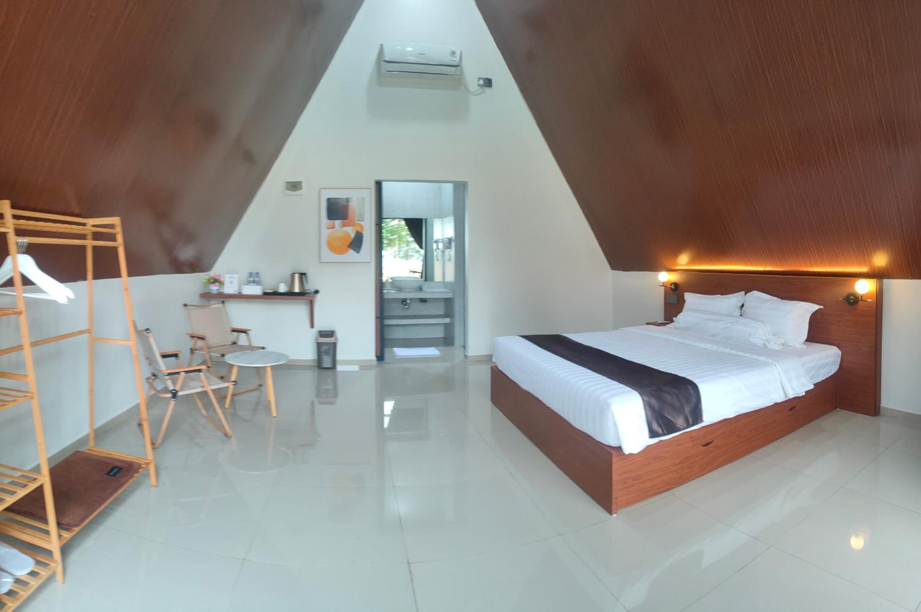 Photo 24