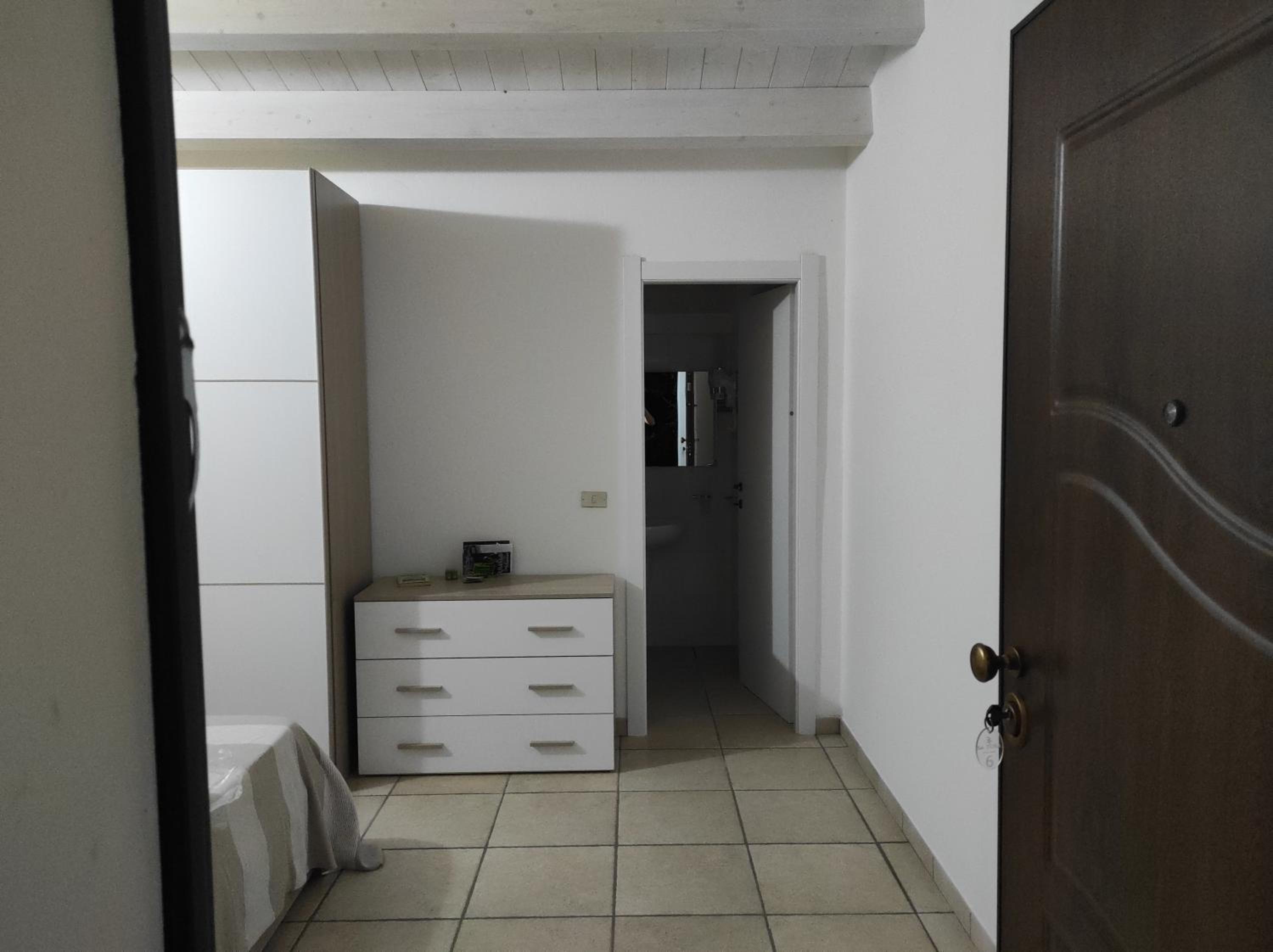 Photo 37