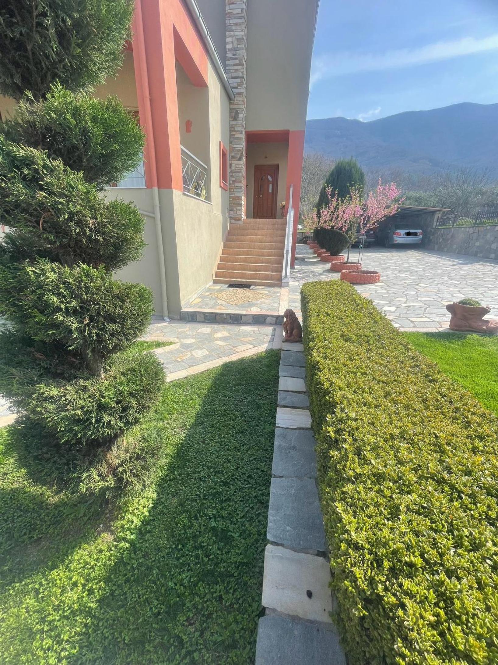 VILLA NIKOLETTA