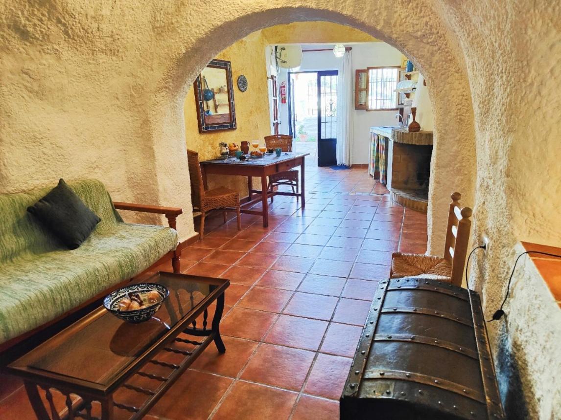 Cuevas El Abanico - VTAR vivienda turística de alojamiento rural