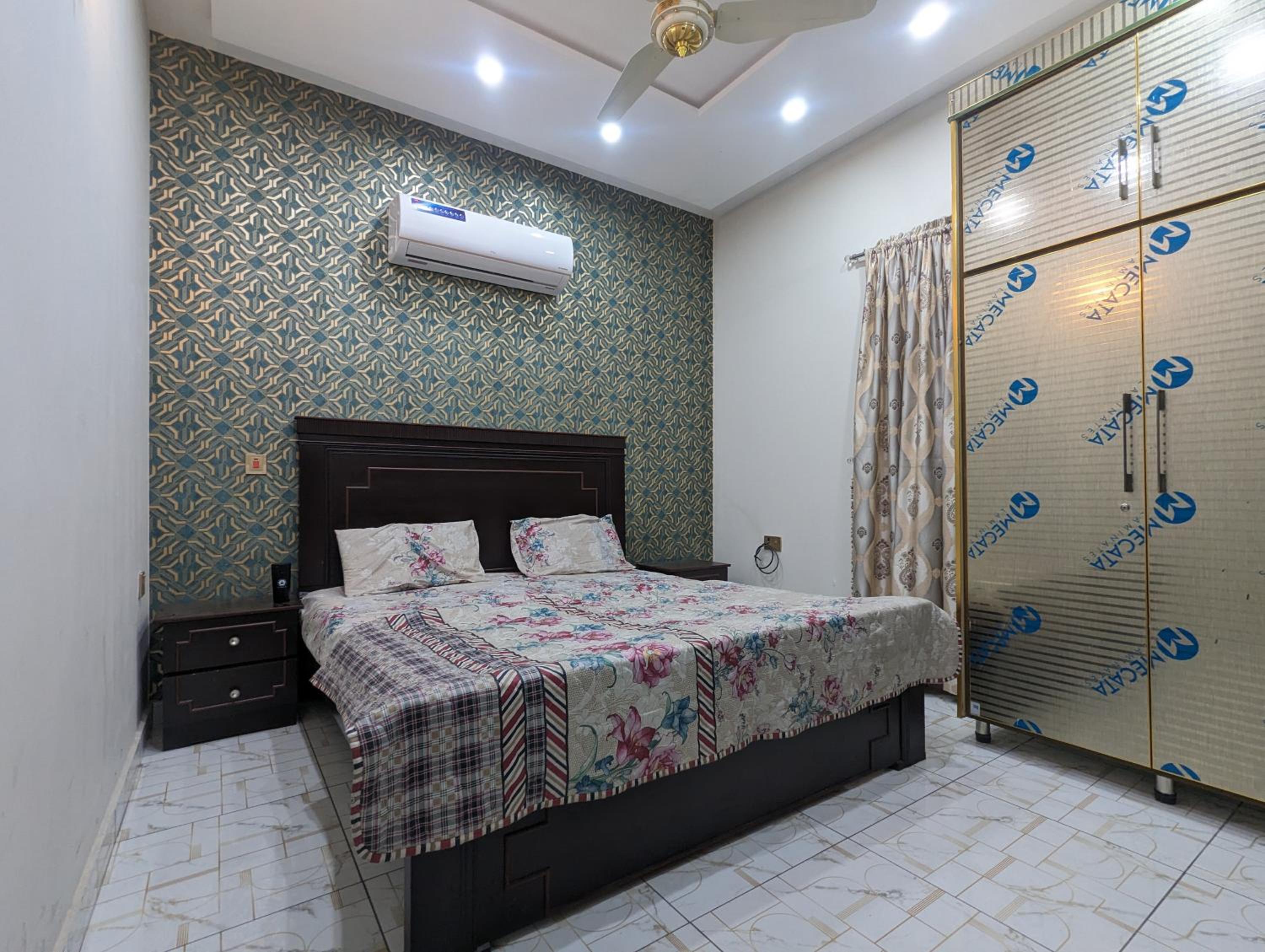 Uptown Residences