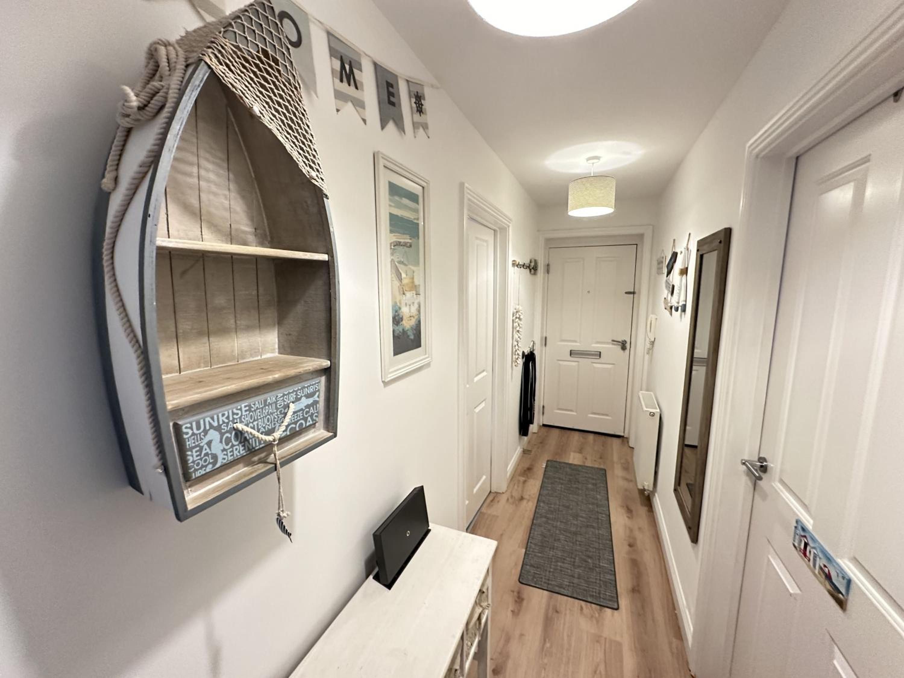 Arthurs Escape - Part of the The Bay Filey Holiday Village with pool, gym and direct beach access, pub, restaurant, tennis and meadows walks