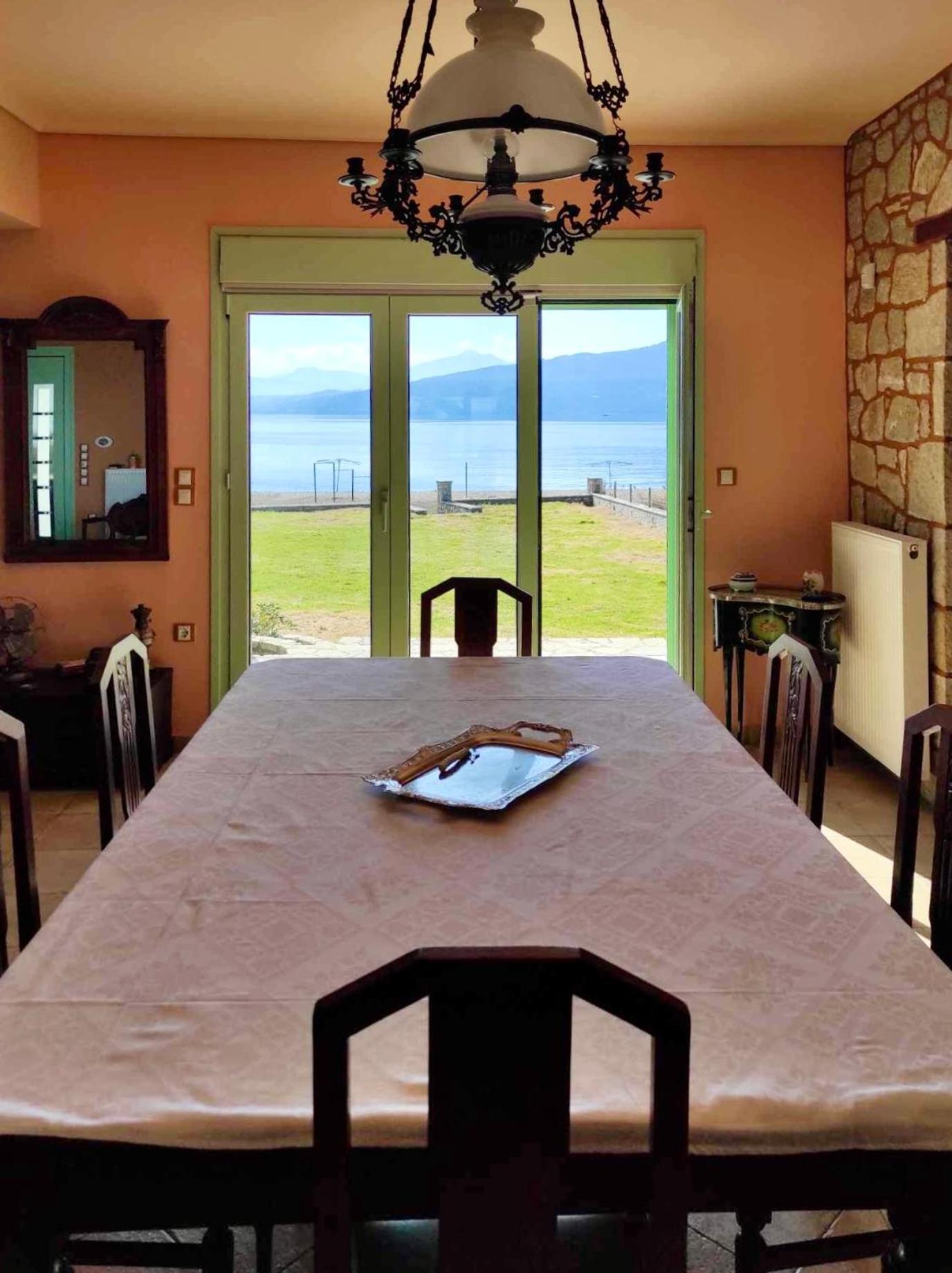Villa Cymothoe