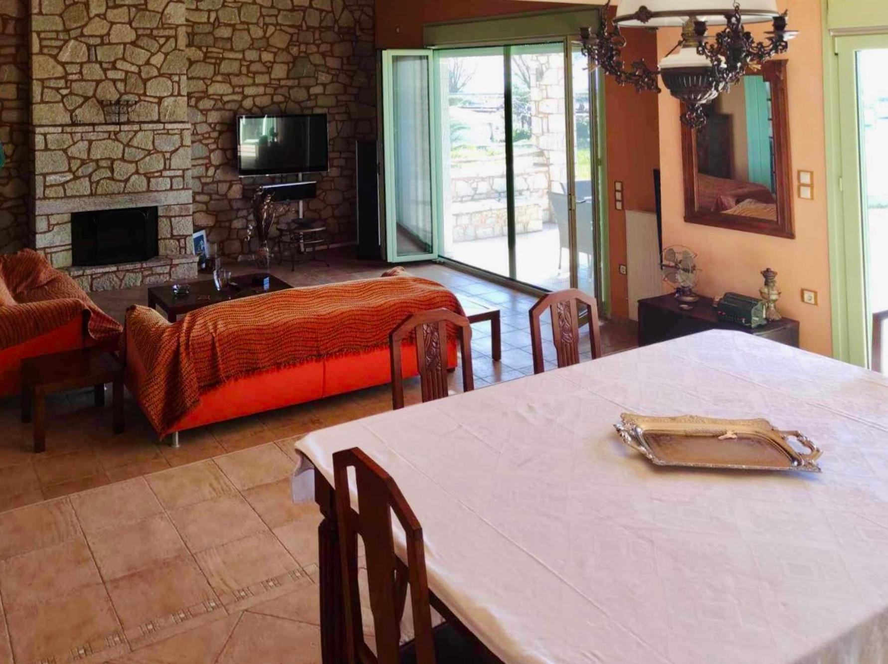 Villa Cymothoe