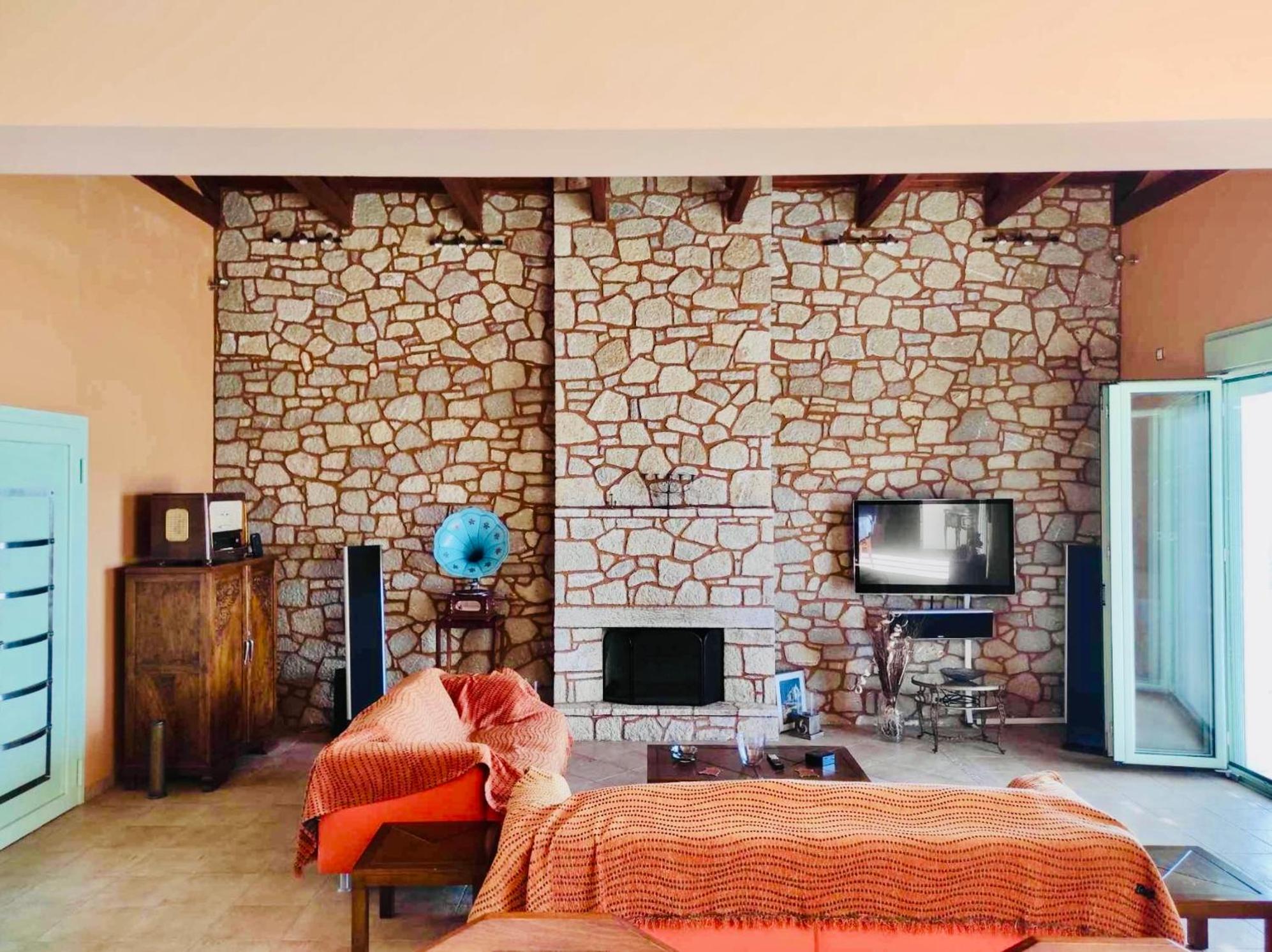 Villa Cymothoe