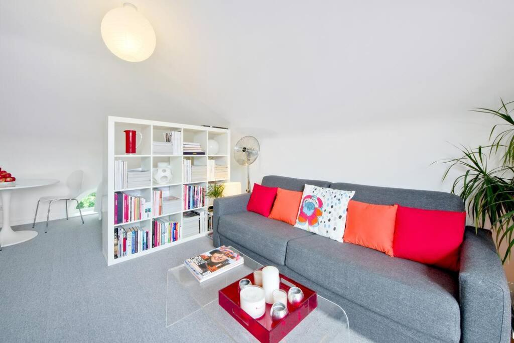 Zone 1! 2 bed duplex Apartment!