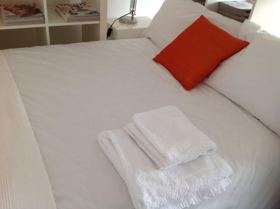 Zone 1! 2 bed duplex Apartment!