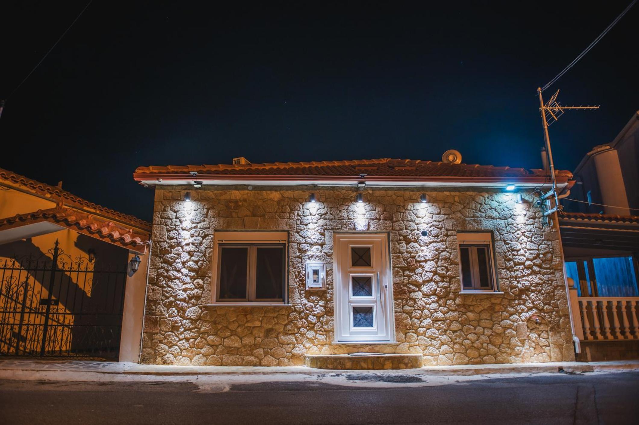 Zafeiropoulos Apartments
