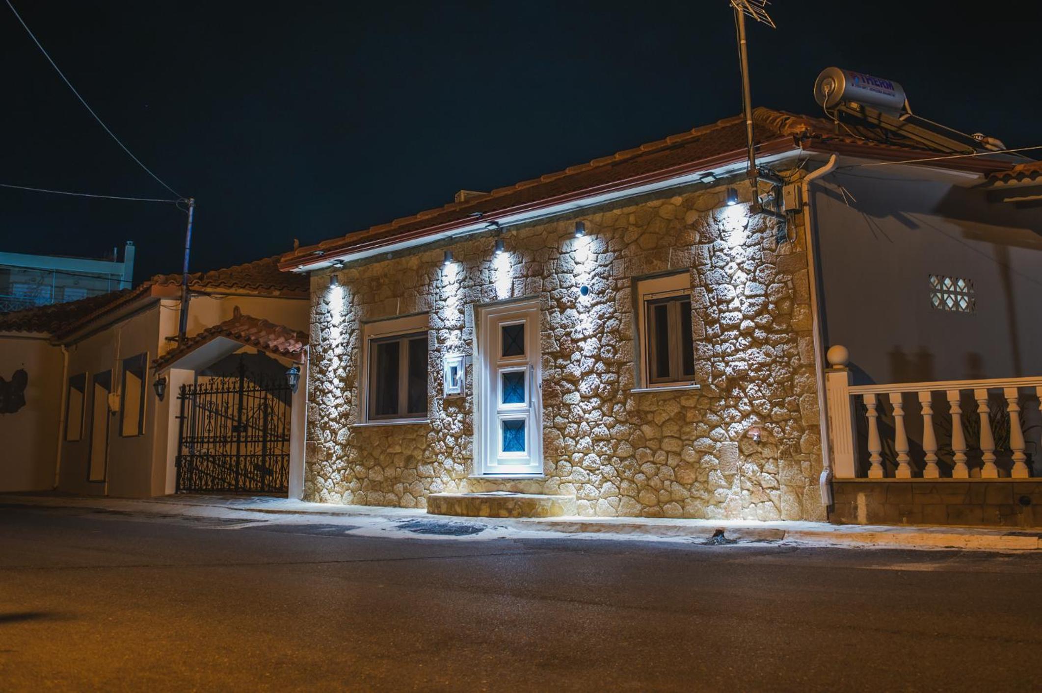 Zafeiropoulos Apartments