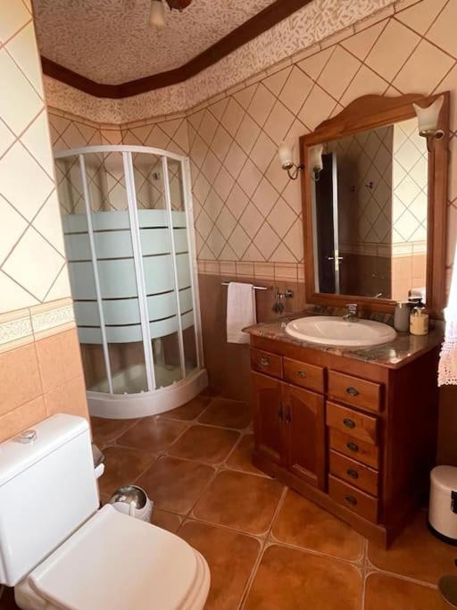 Maravilla Villa with Sea Views