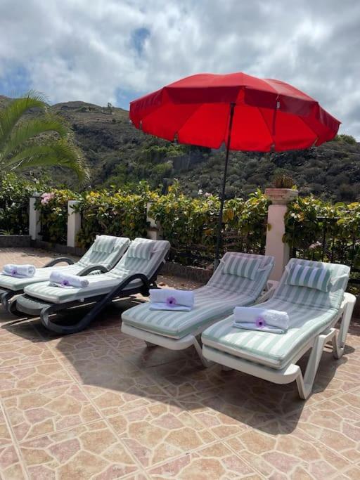 Maravilla Villa with Sea Views