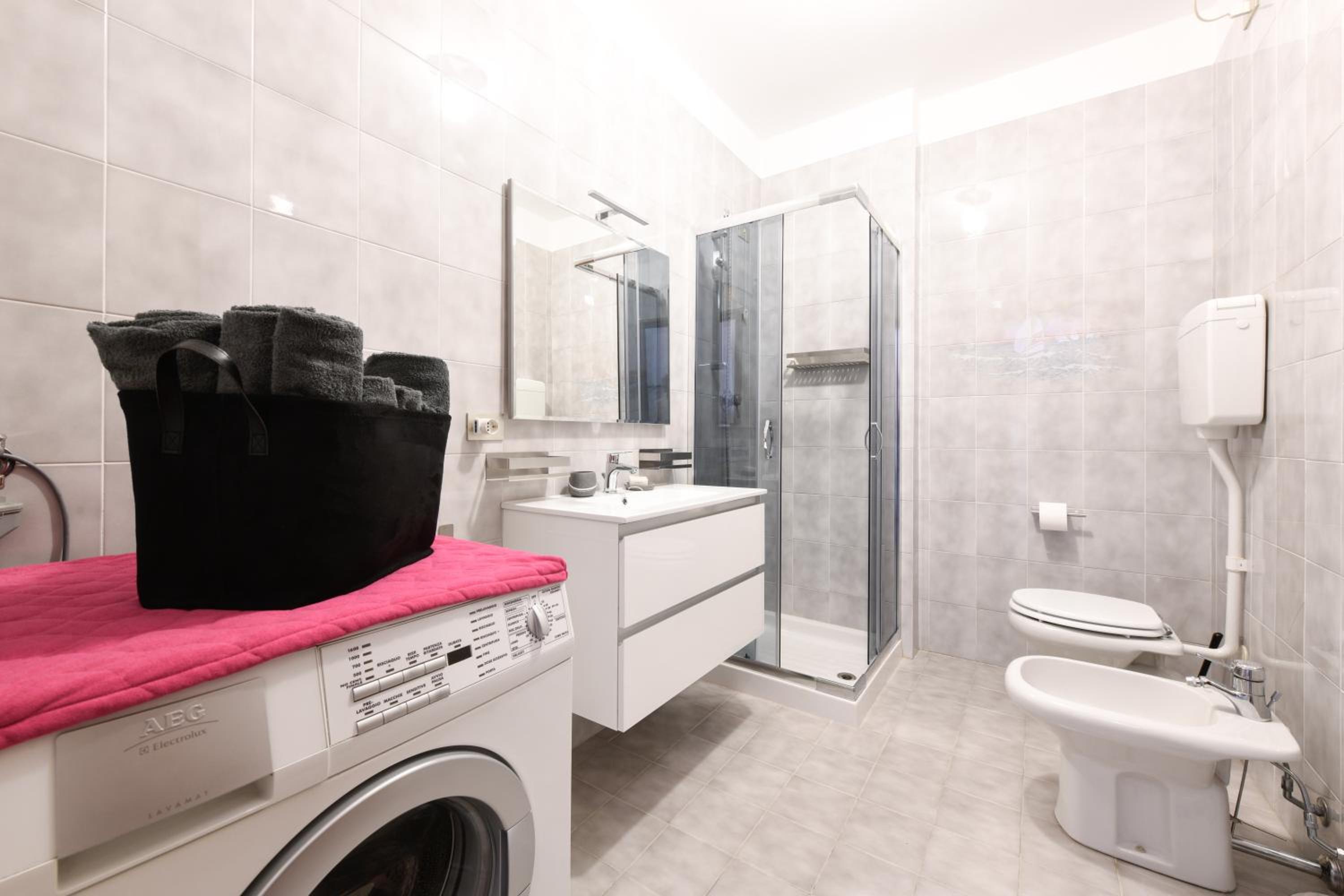 Breeze Apartment
