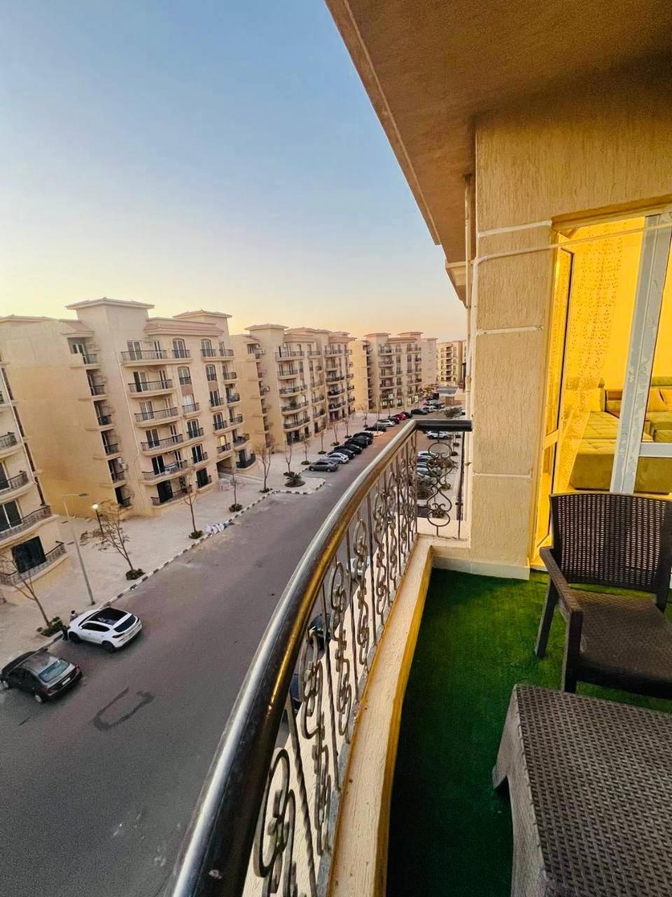 Sky High Harmony in Rehab - Peaceful Elegant apt