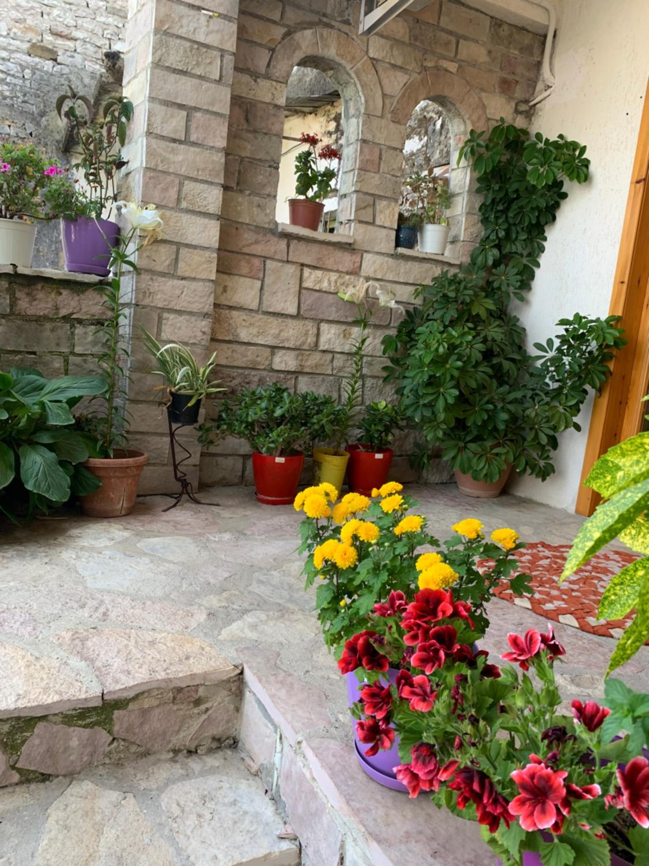 Kubeja Guest House