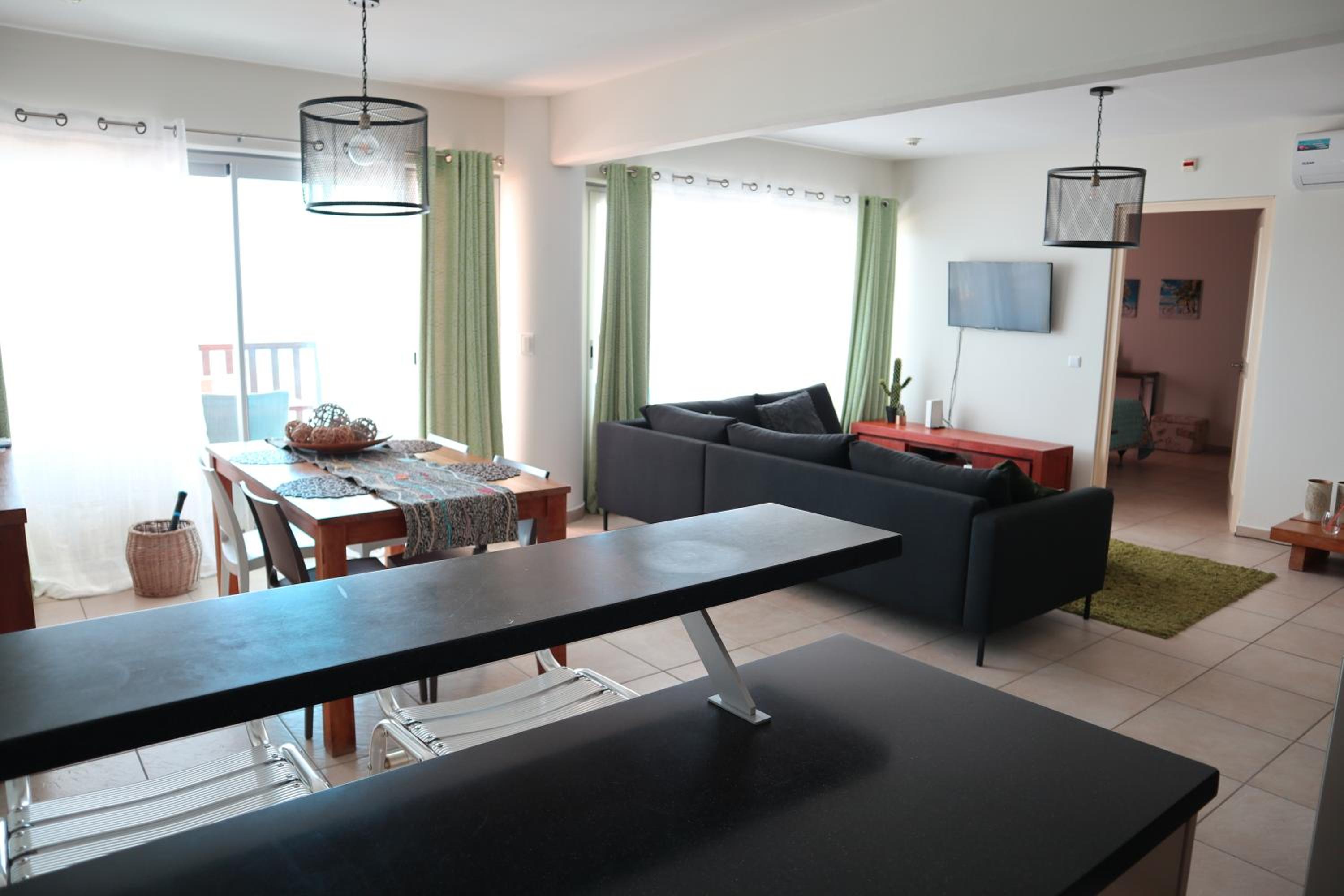 Beach front luxury living - 2 bedroom condo with sea view