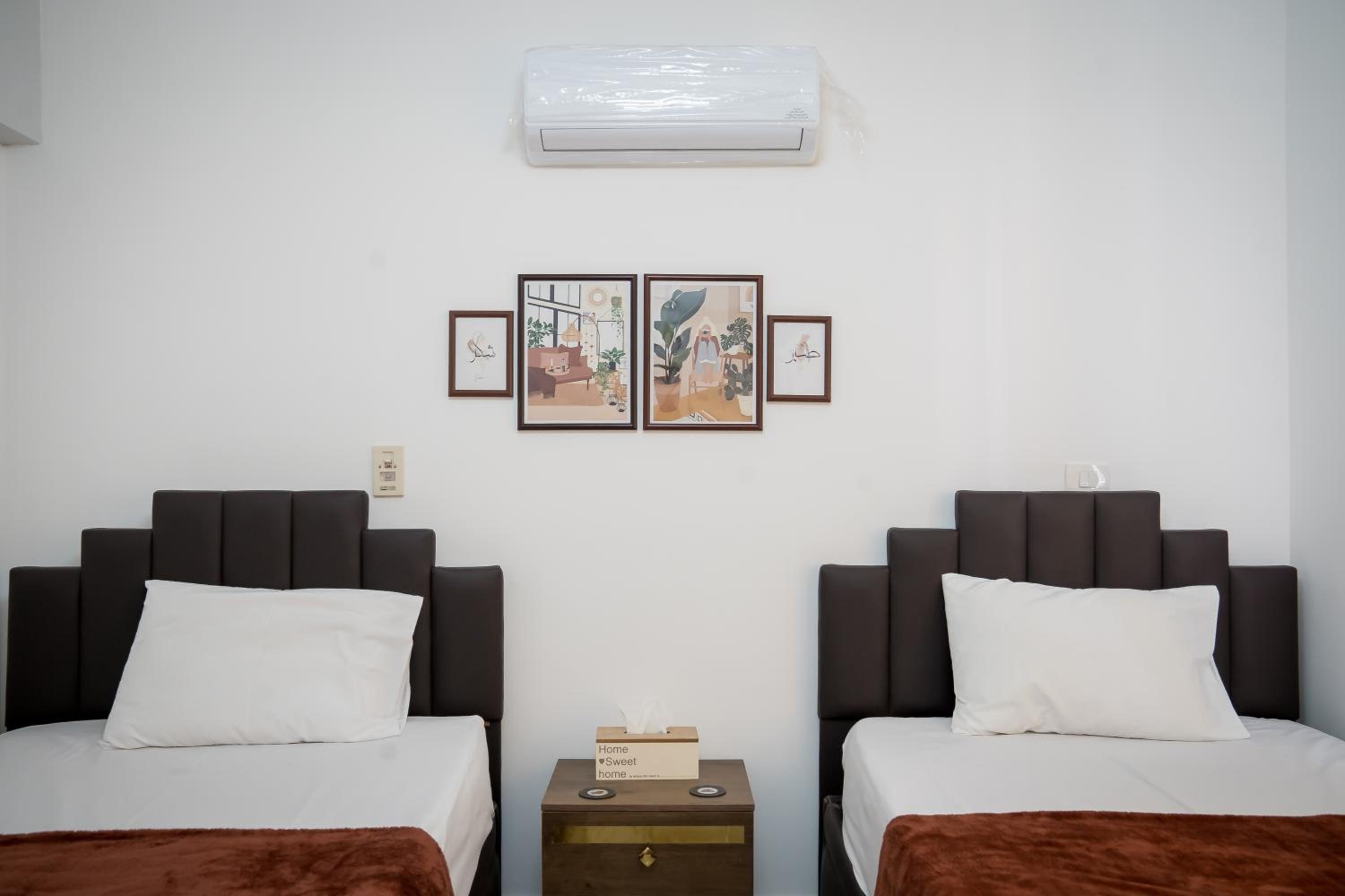 Sky High Harmony in Rehab - Peaceful Elegant apt