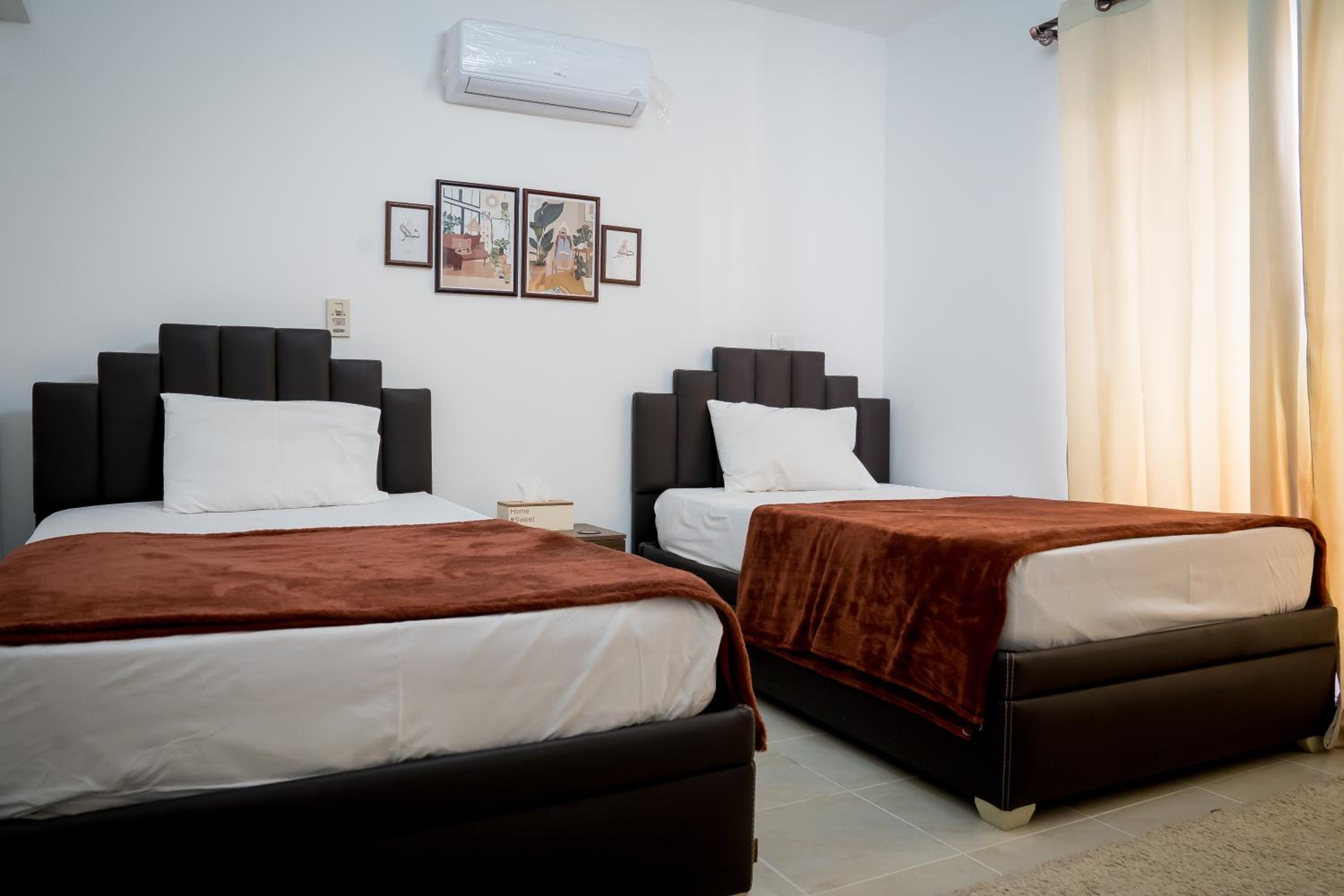 Sky High Harmony in Rehab - Peaceful Elegant apt