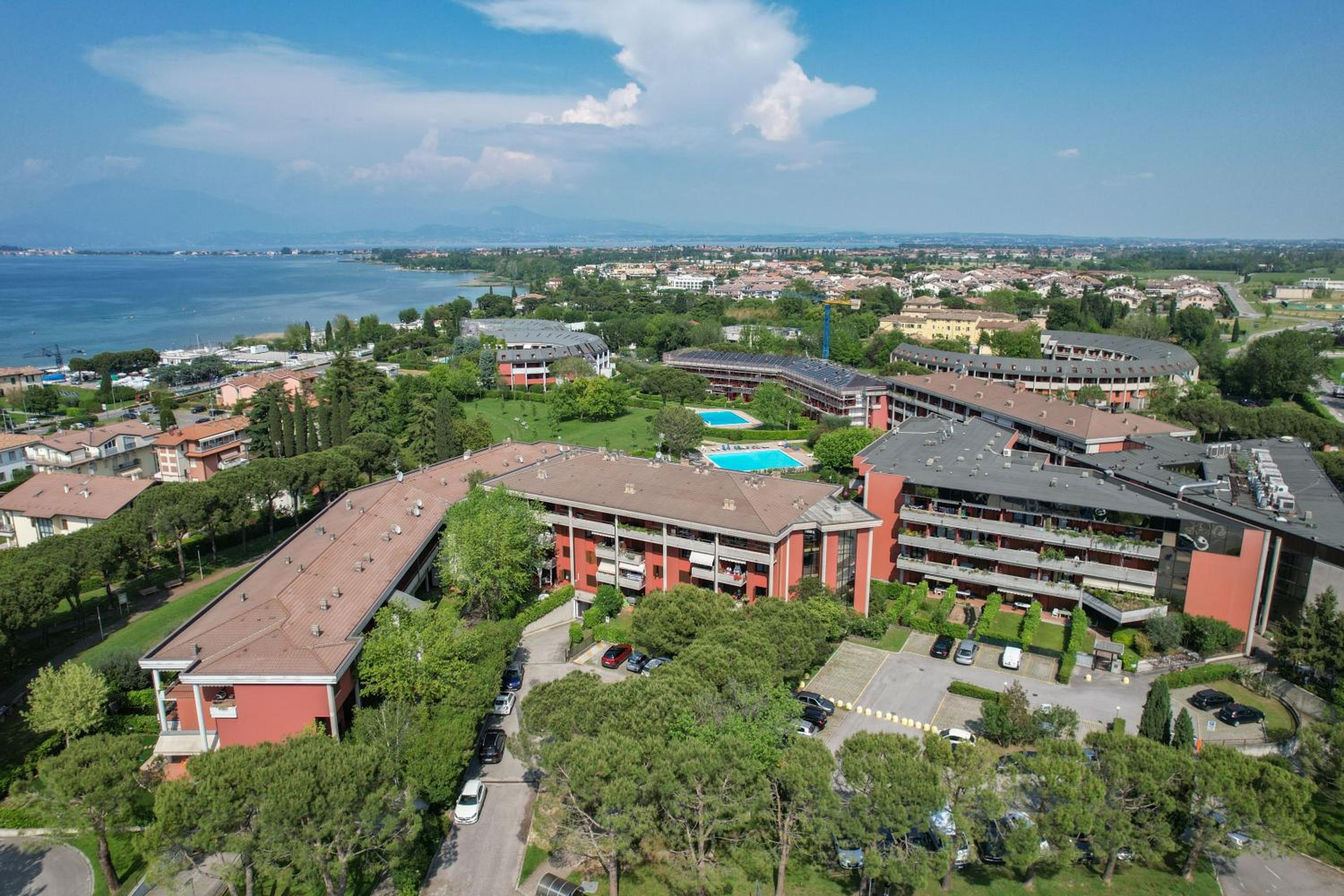 Breeze Apartment