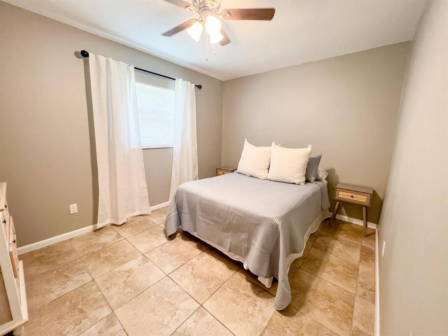 Cozy 2 Bedroom home, Dade City! view 2