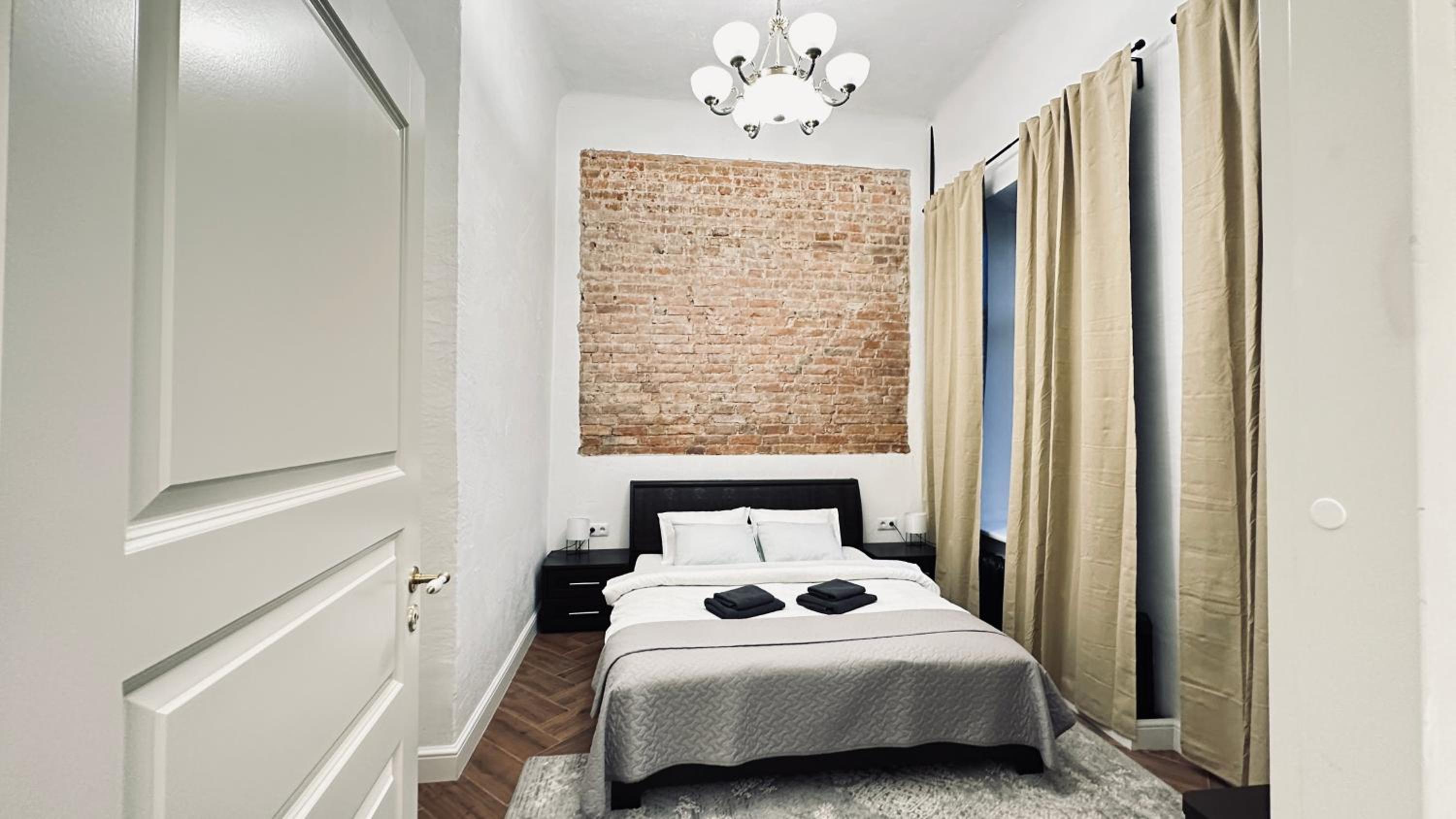 Elegant Central park Apartment