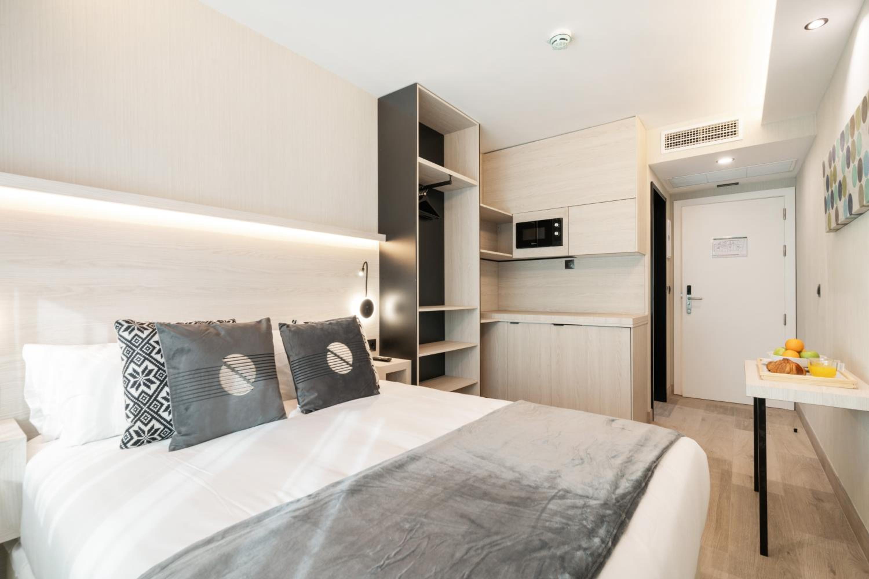 Dobo Madrid SB20