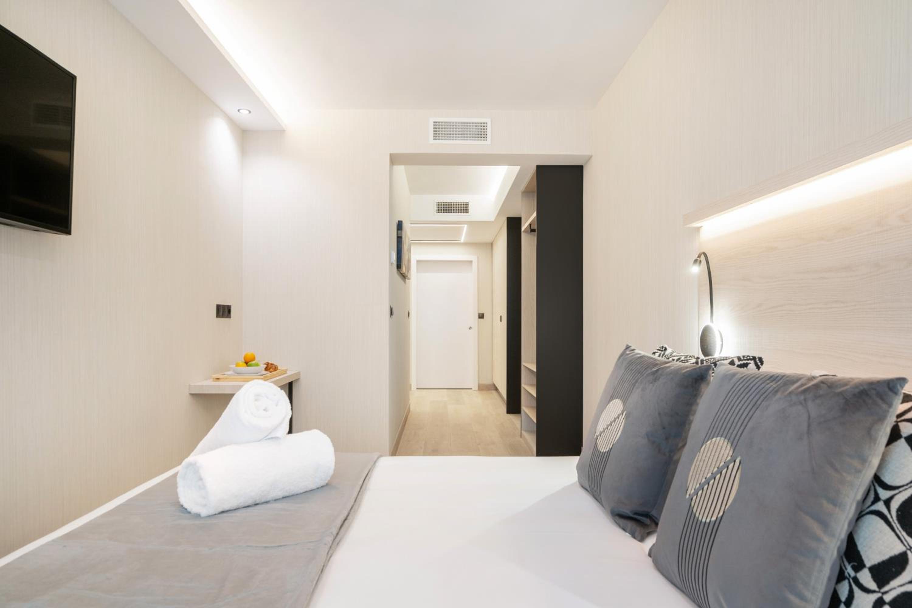 Dobo Madrid SB20