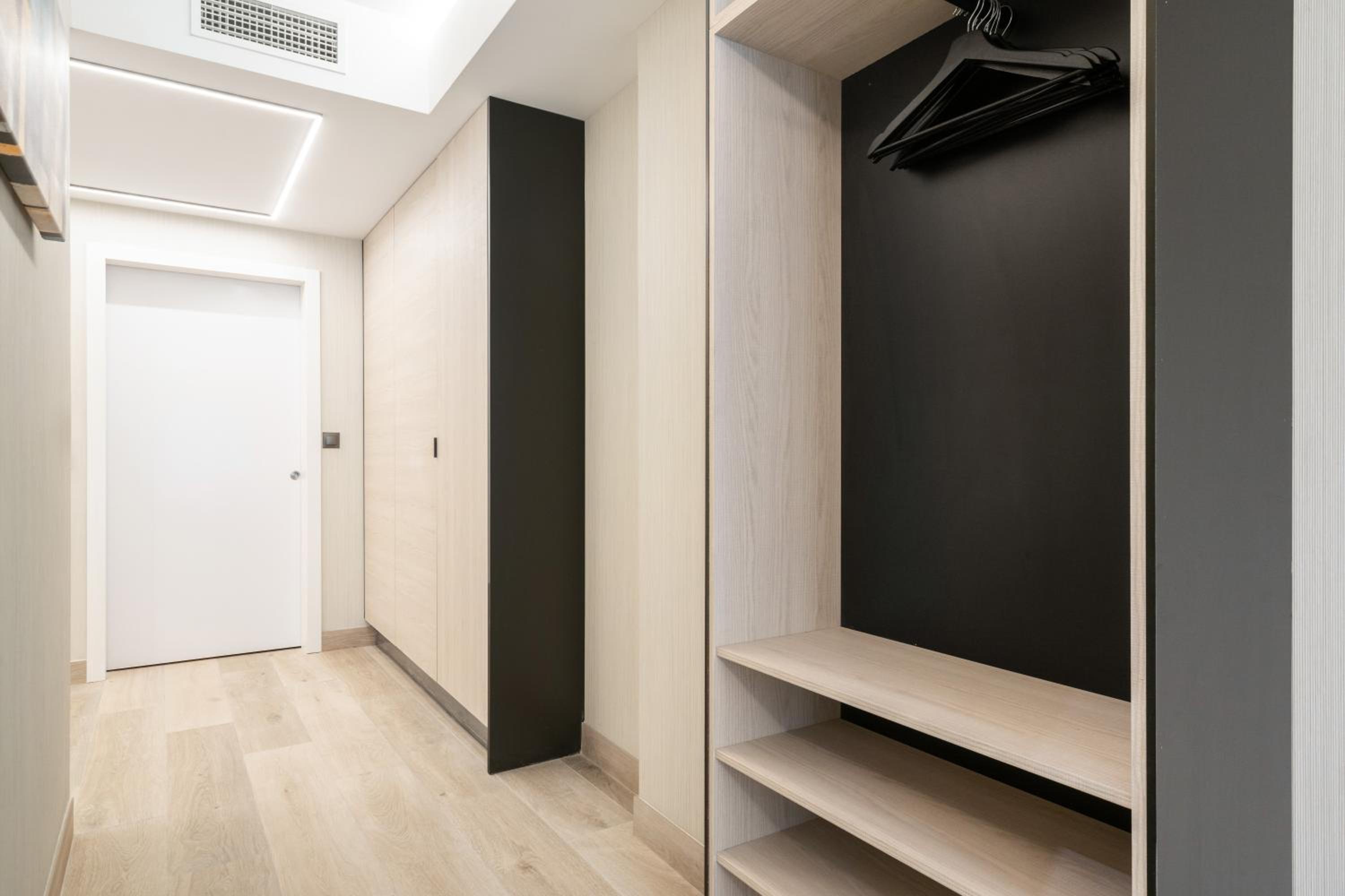 Dobo Madrid SB20