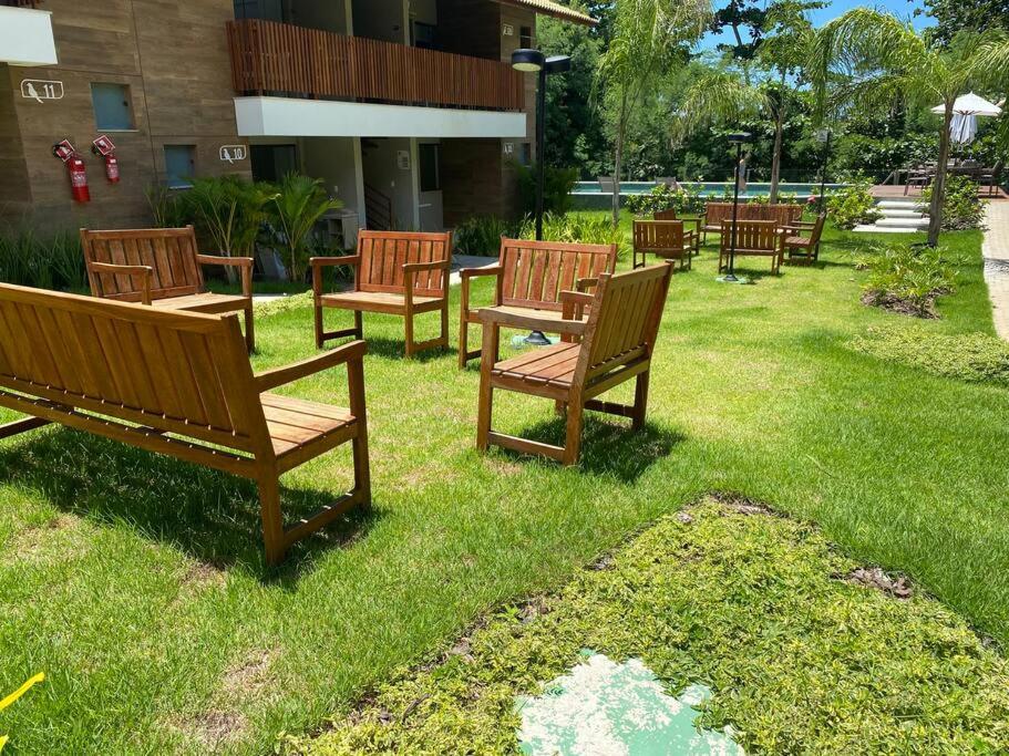 Novíssimo Apartamento Guarajuba Duas Suítes Térreo