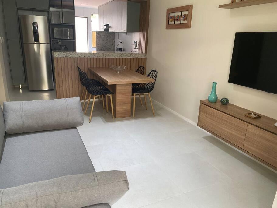 Novíssimo Apartamento Guarajuba Duas Suítes Térreo