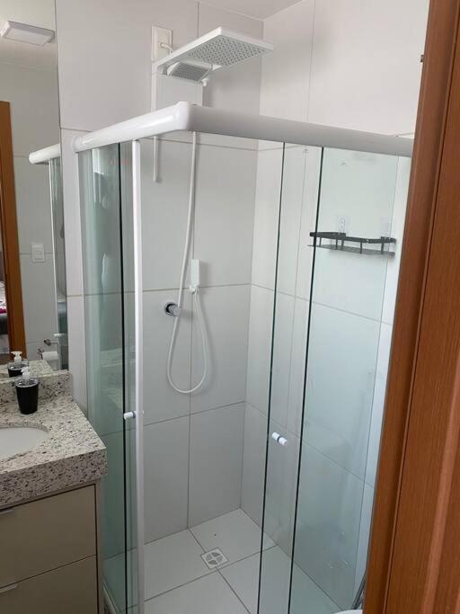 Novíssimo Apartamento Guarajuba Duas Suítes Térreo