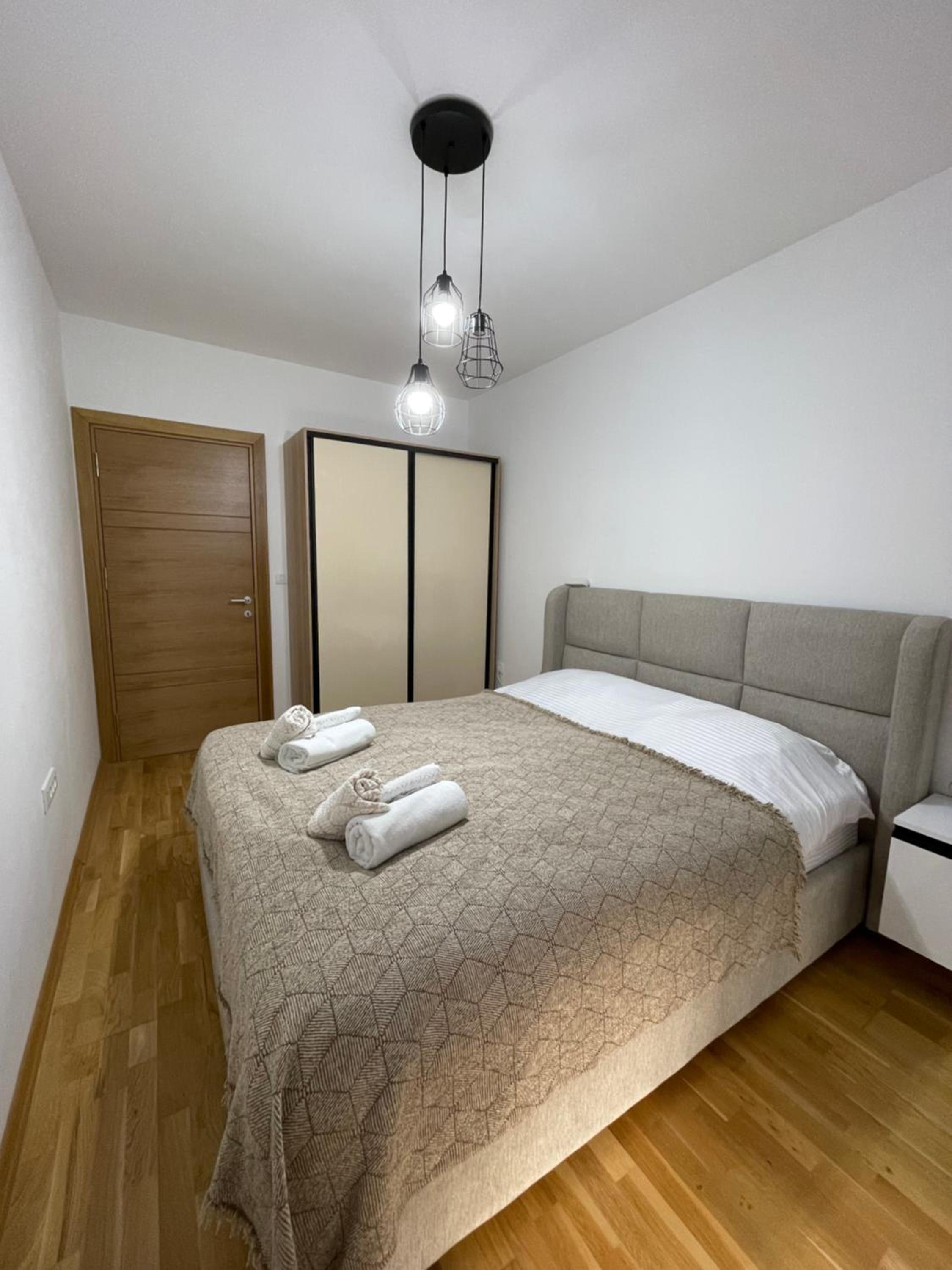 Diamond Apartment