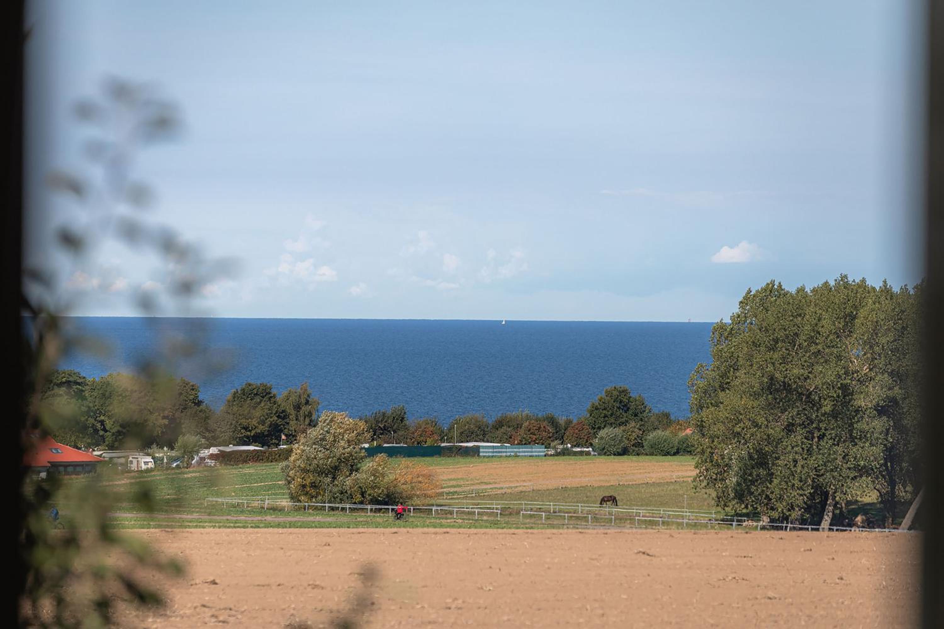 Reetgedecktes Traumhaus mit Panorama-Ostseeblick