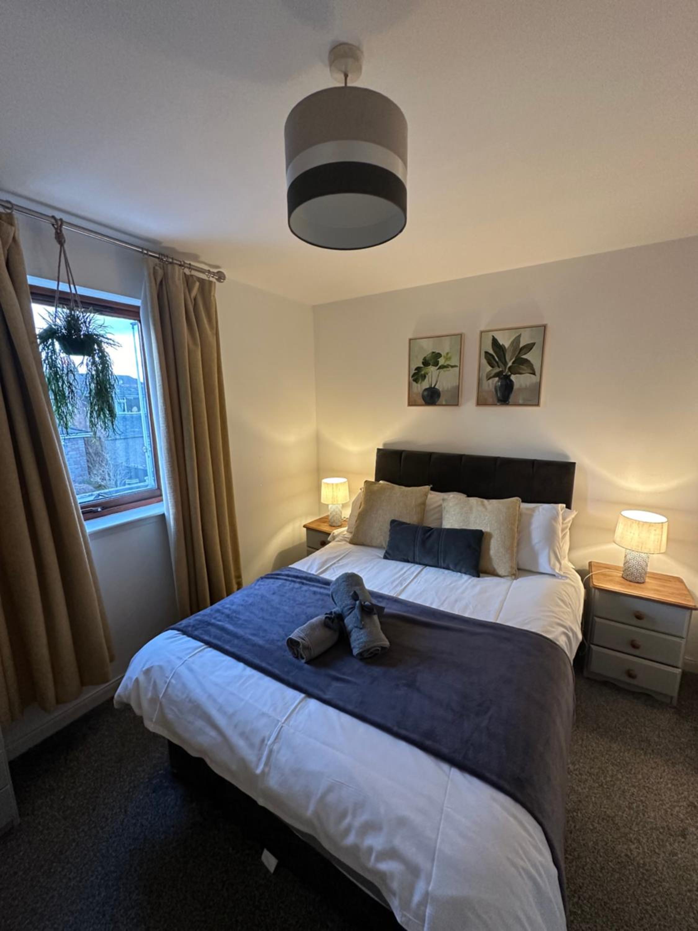 Lovely modern 2 bedrom unit close to city center view 5