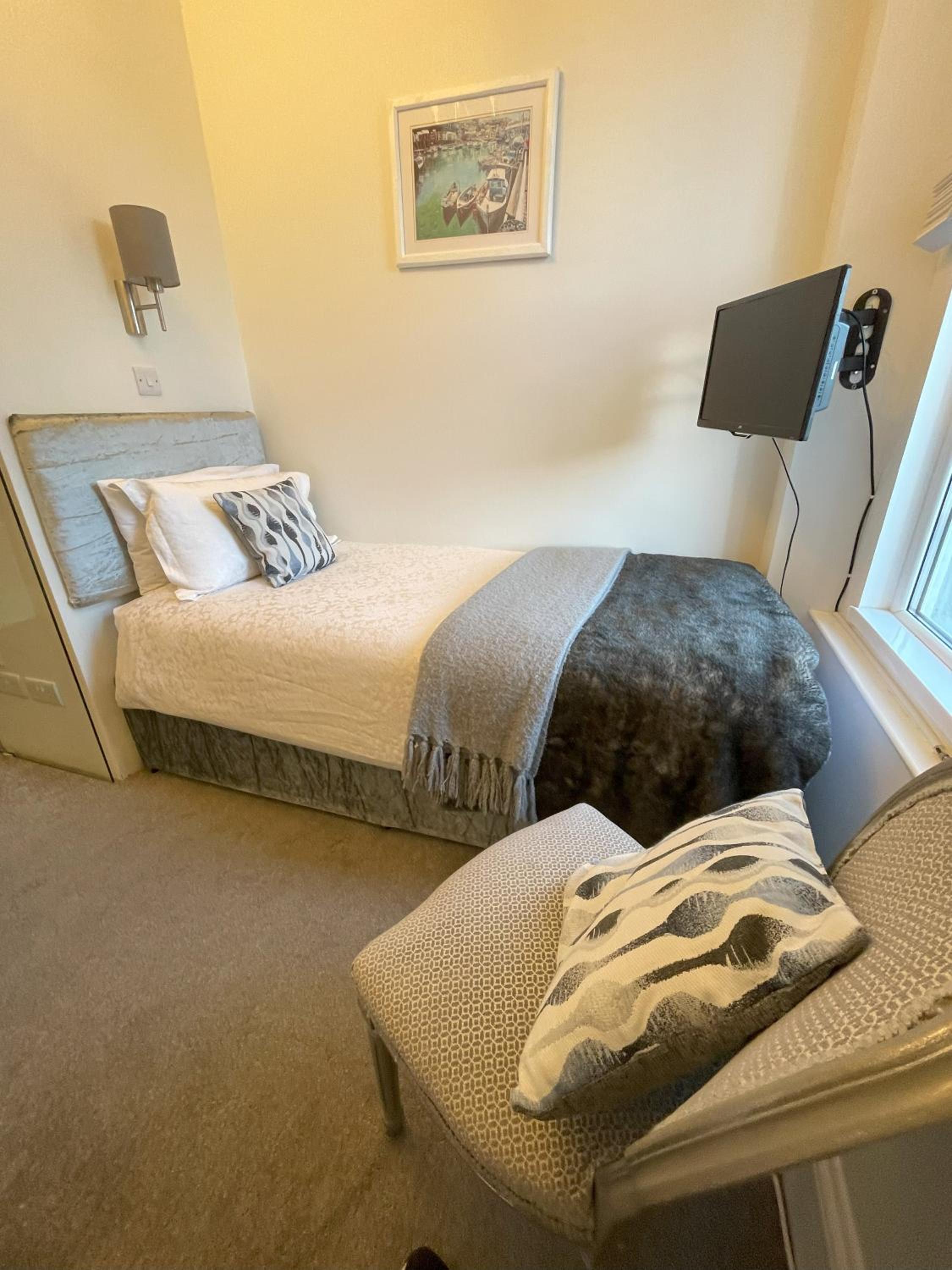 Trefoil Guest House