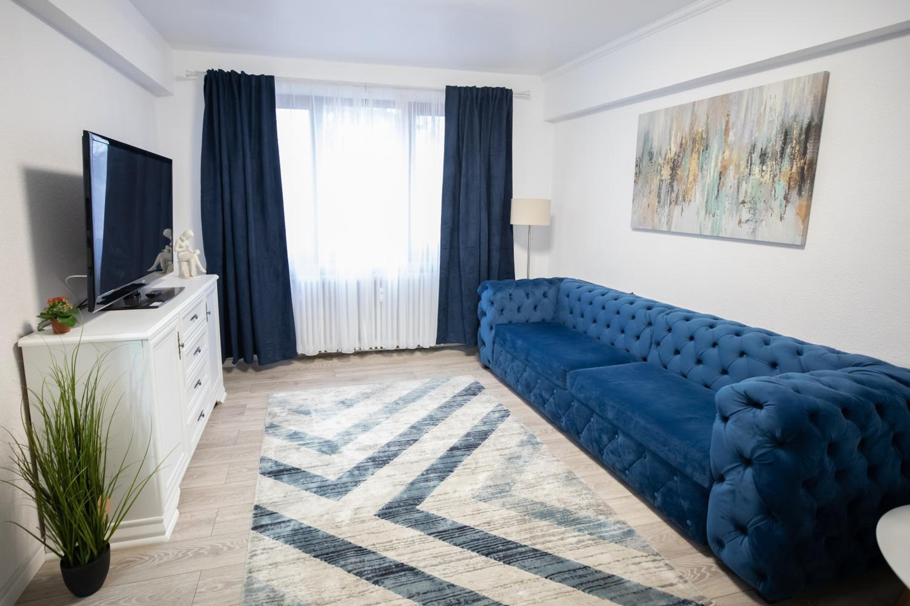 Nest Aparthotel
