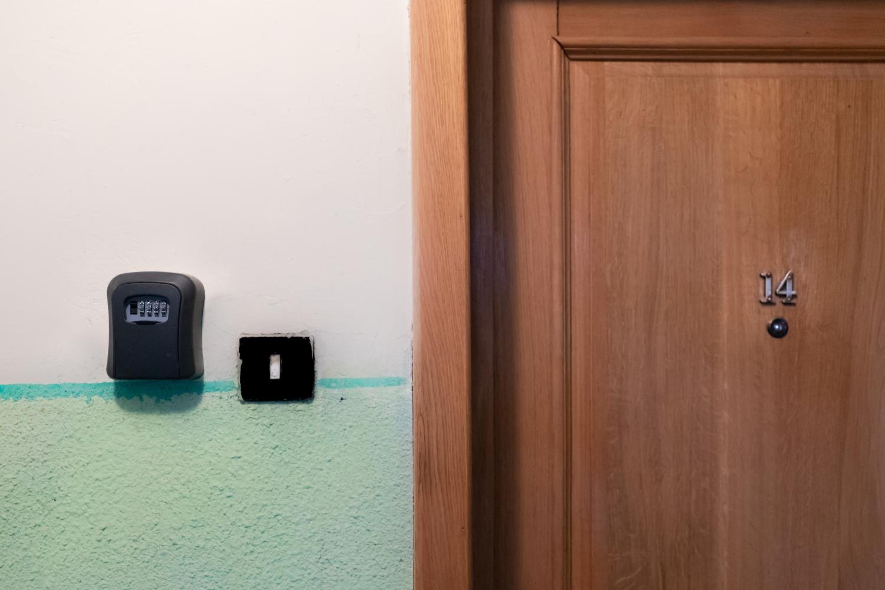 Nest Aparthotel