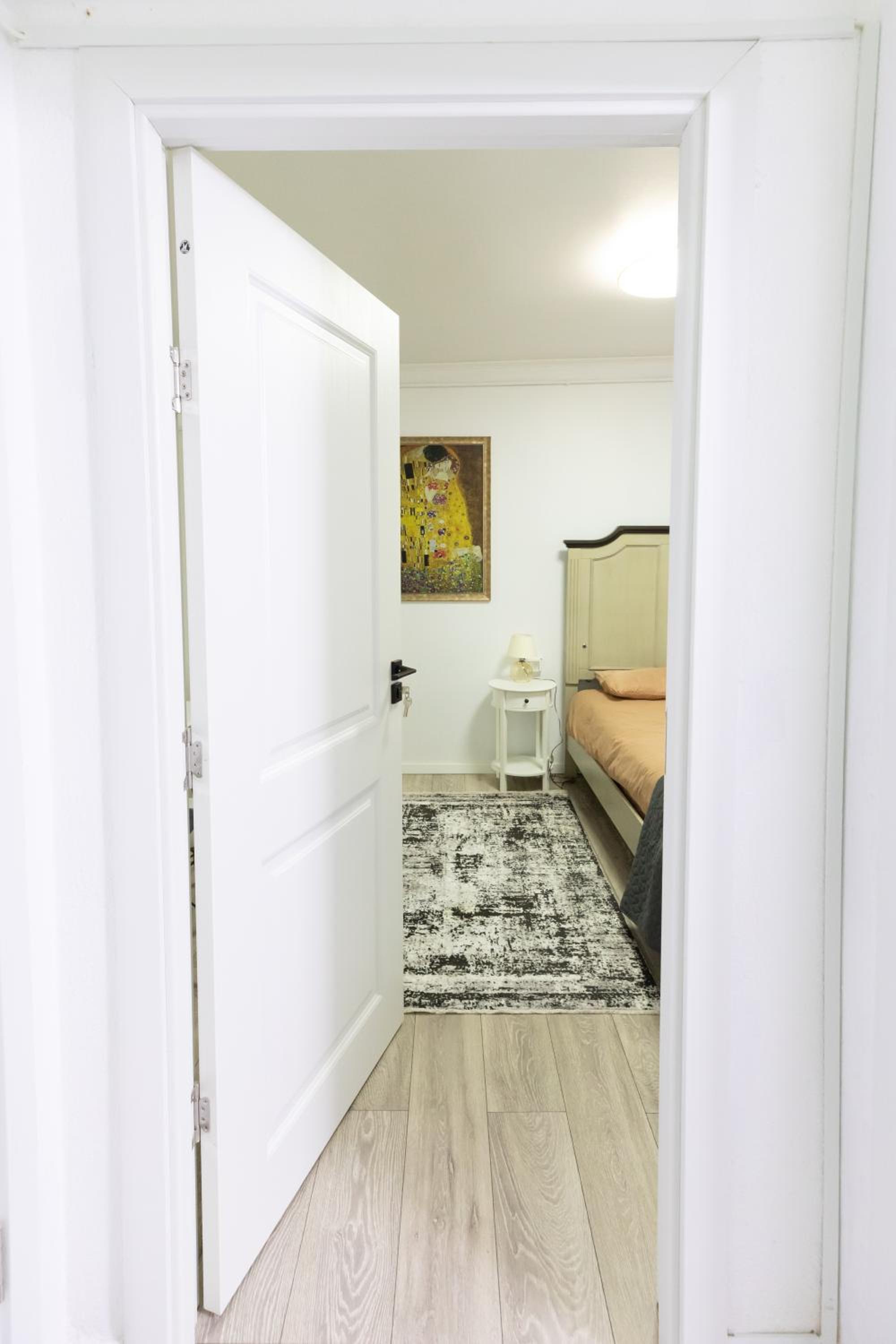 Nest Aparthotel
