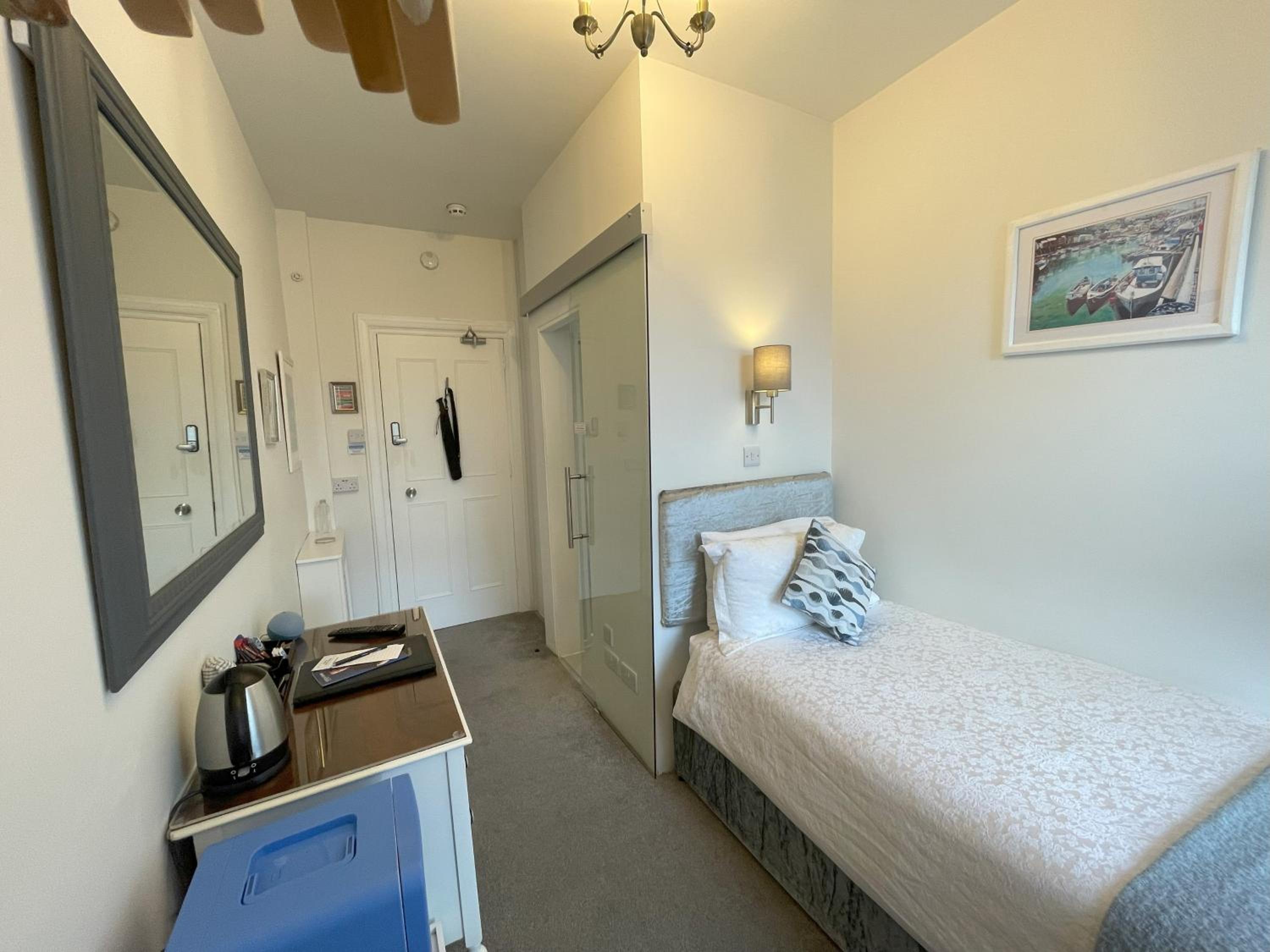 Trefoil Guest House