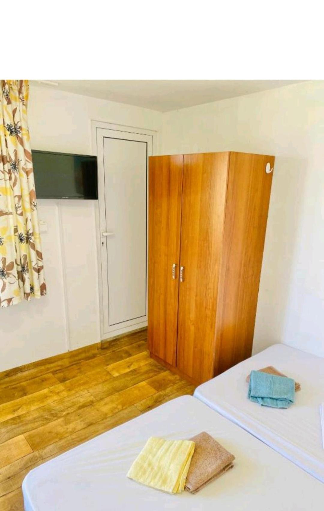 Krimski Guest House and Bungalows