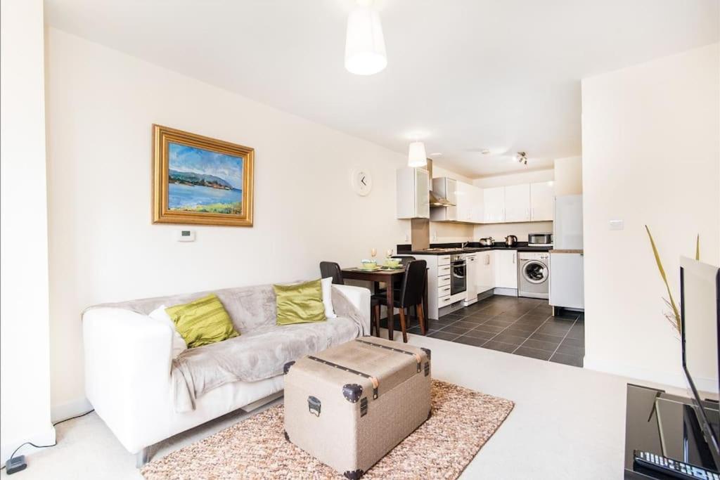 Chic Chelsea Stylish 1-Bedroom