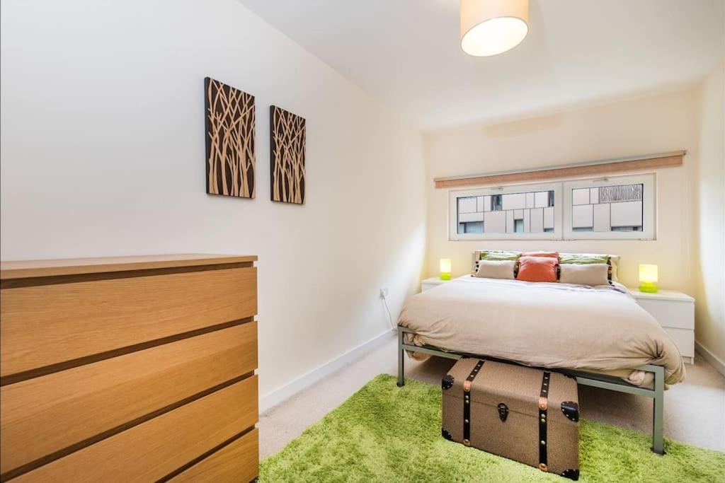 Chic Chelsea Stylish 1-Bedroom