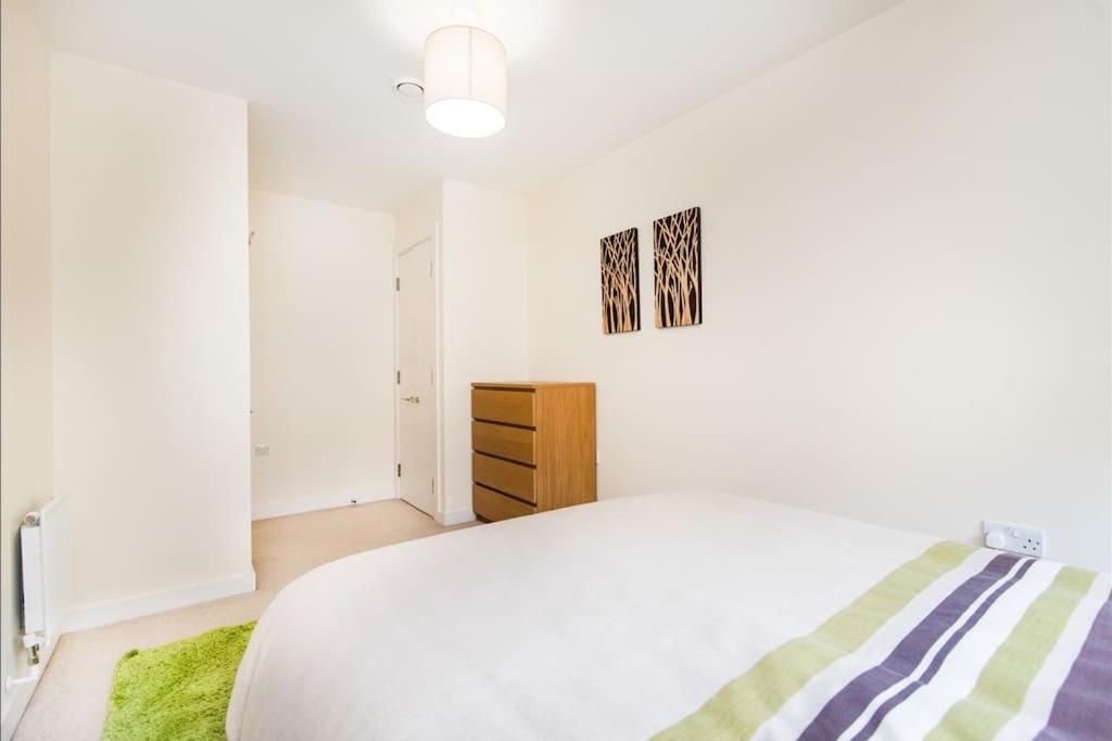 Chic Chelsea Stylish 1-Bedroom