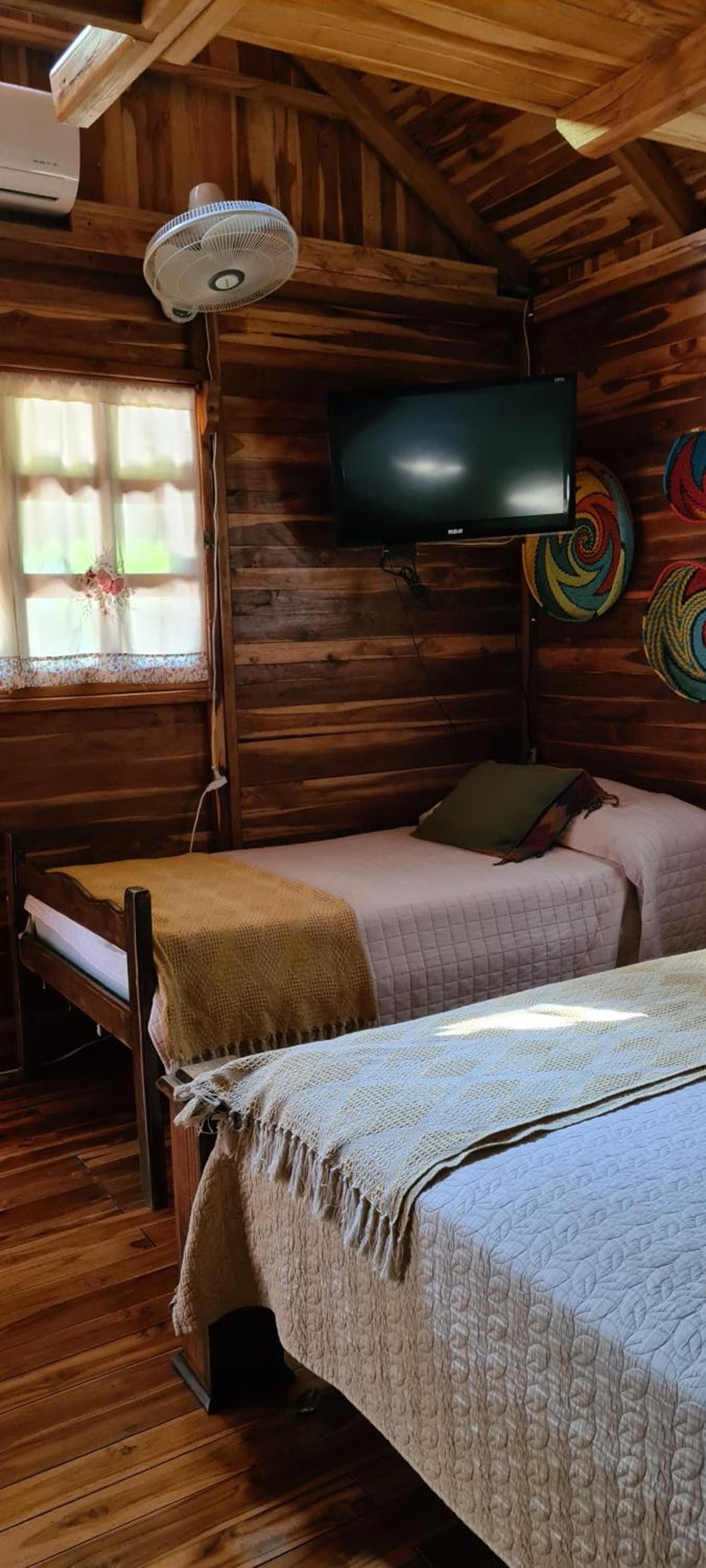 Congos Hostal y Camping
