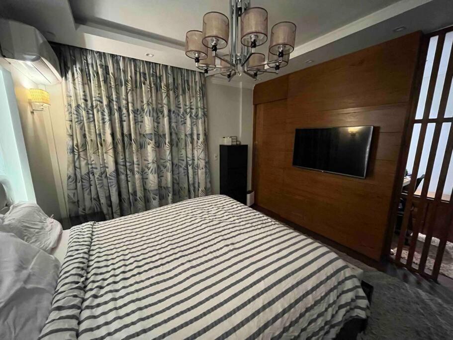 Stylish Oasis in New Cairo: 10 Min to Airport!