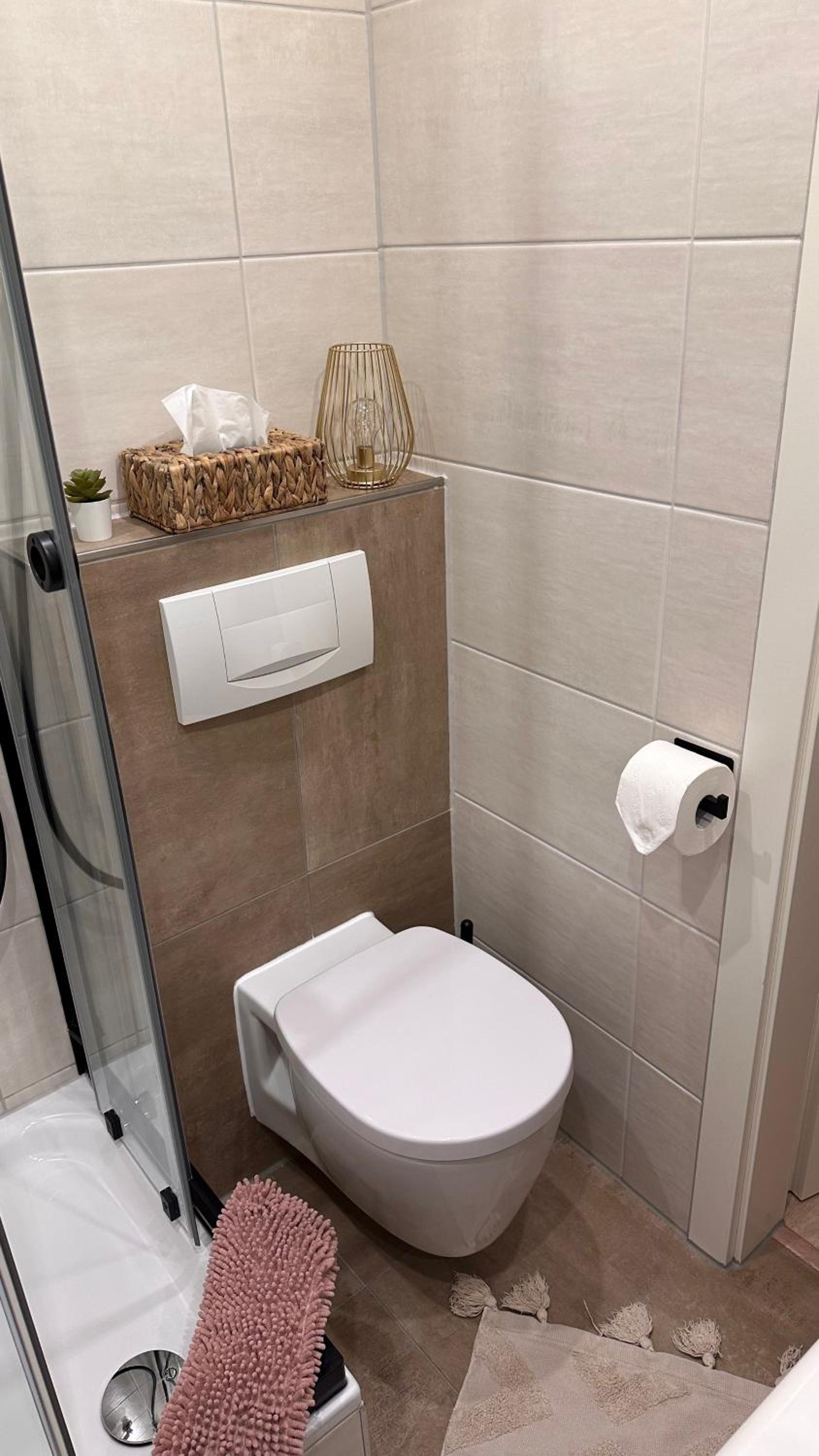 Ferienwohnung VaElli en Rust — bathroom