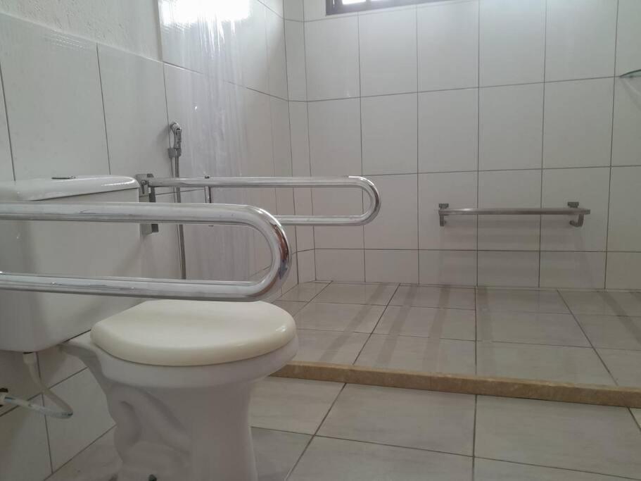 Casa com piscina, privativa, diarista, em condomínio, Bonito-Pe