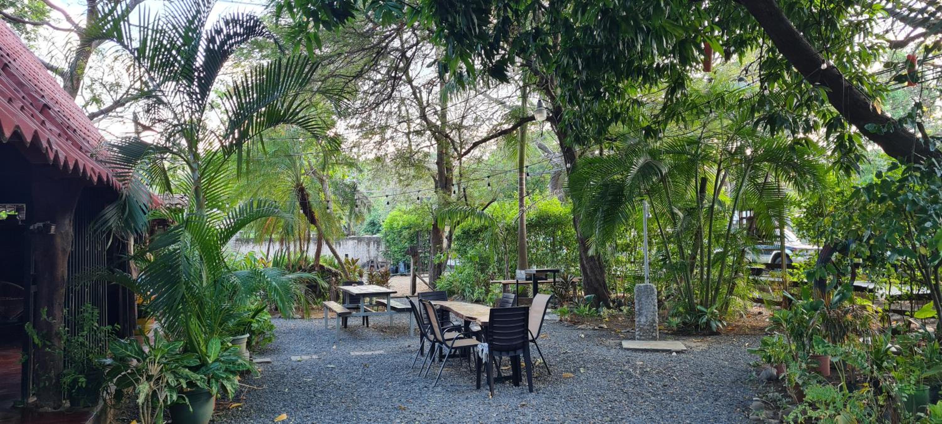 Congos Hostal y Camping