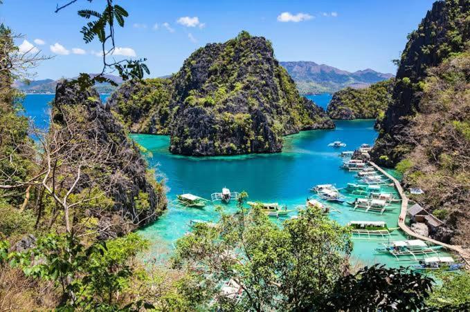 Room in Coron