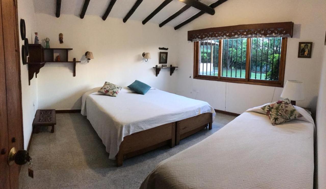 CASA CAMPESTRE EN LLANOGRANDE